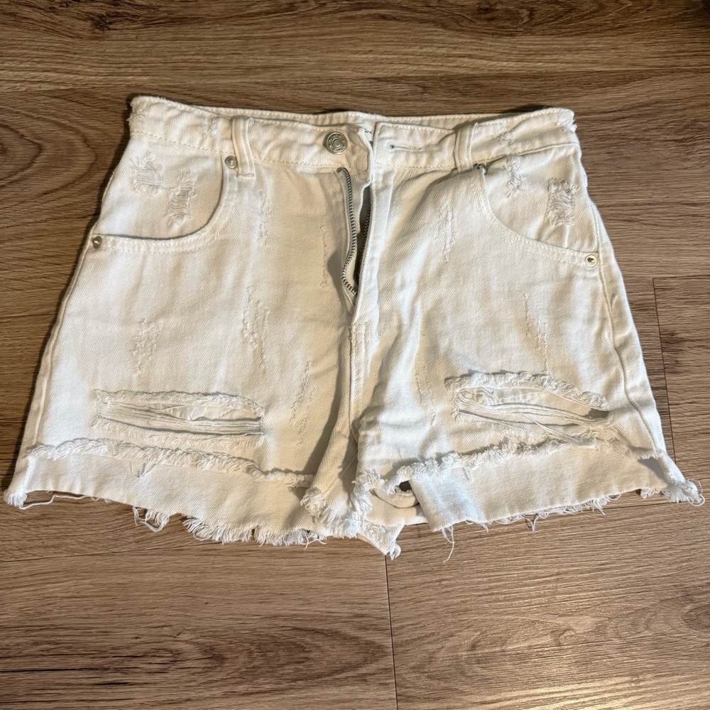 White Mustard Seed Frayed Hem Jean Shorts